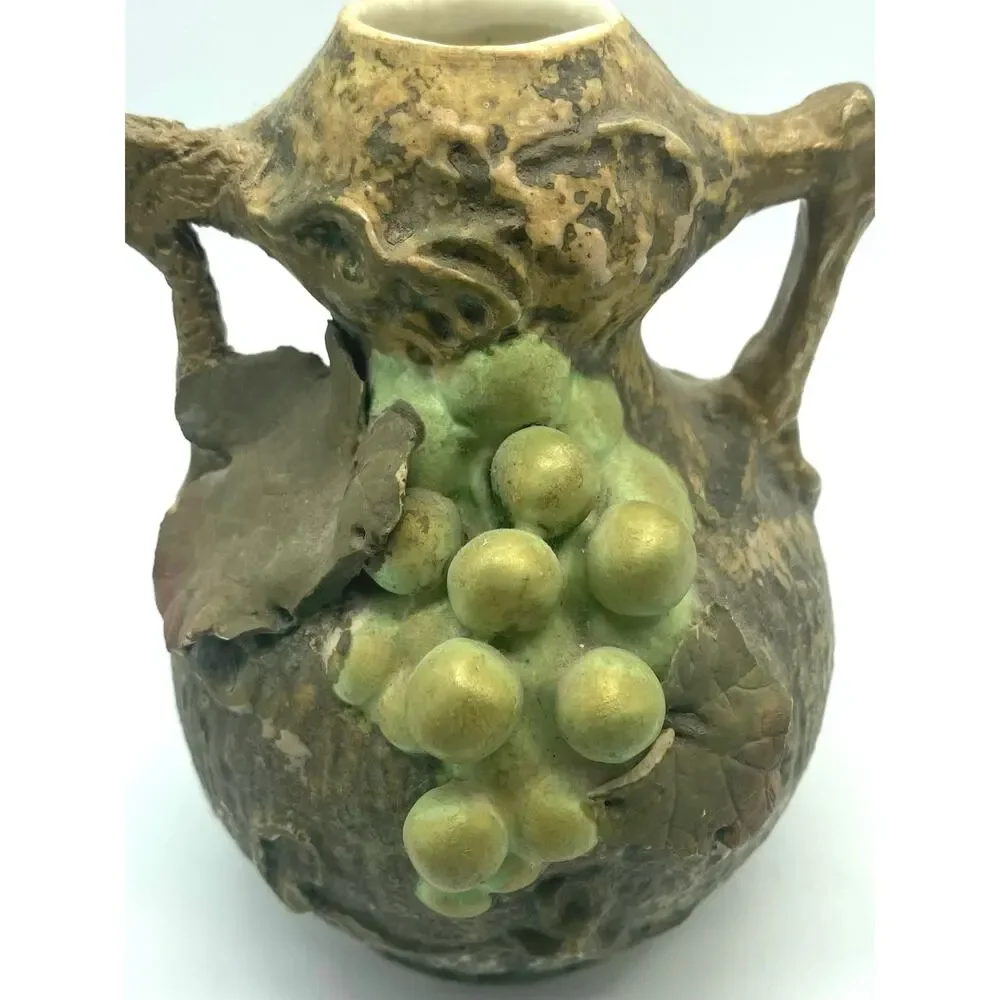Unbranded majolica adorned